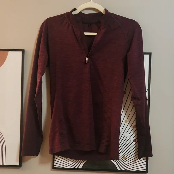 Active Top - Picture 2 of 6